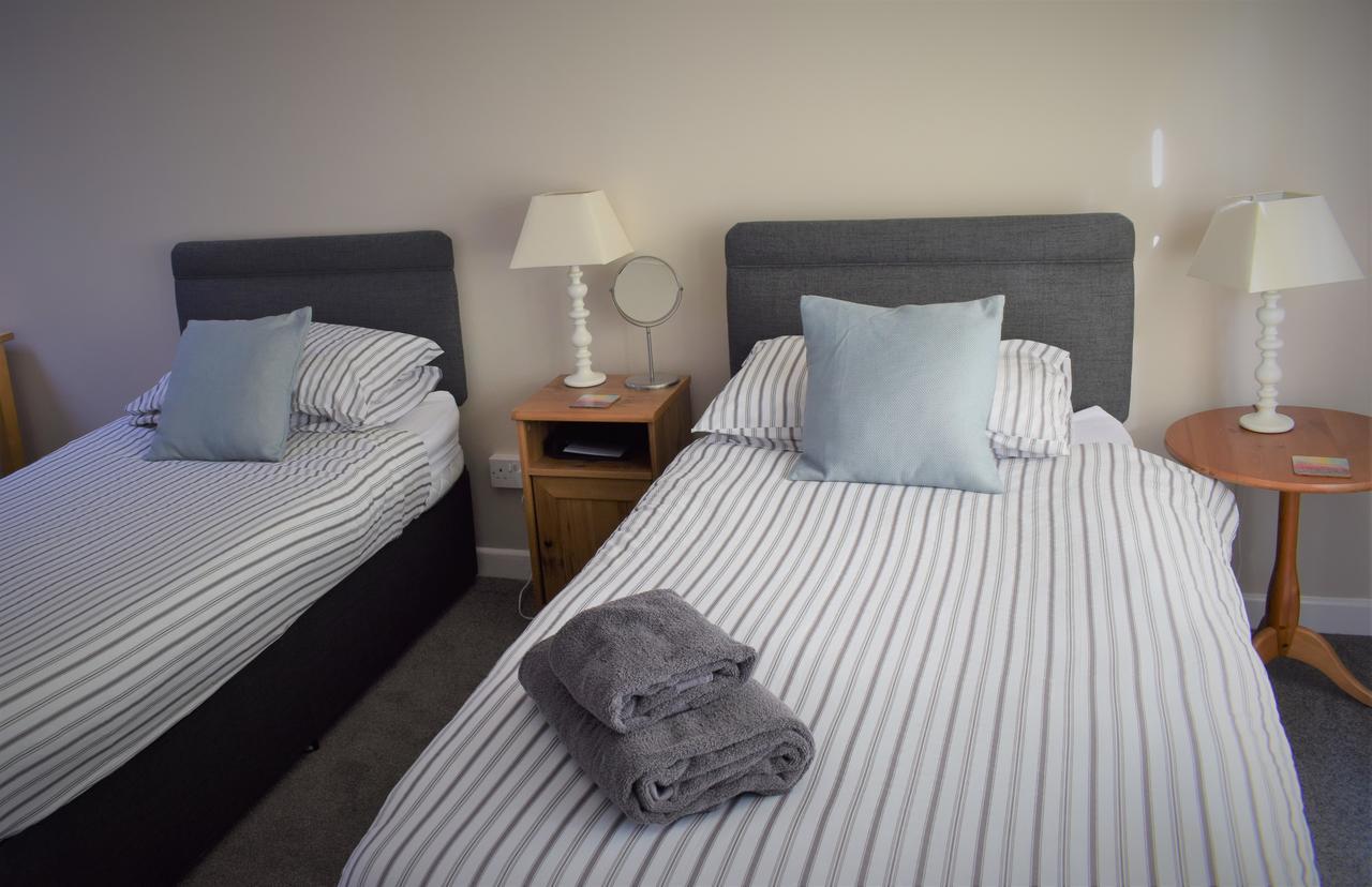 Anchor Inn Oake Экстерьер фото